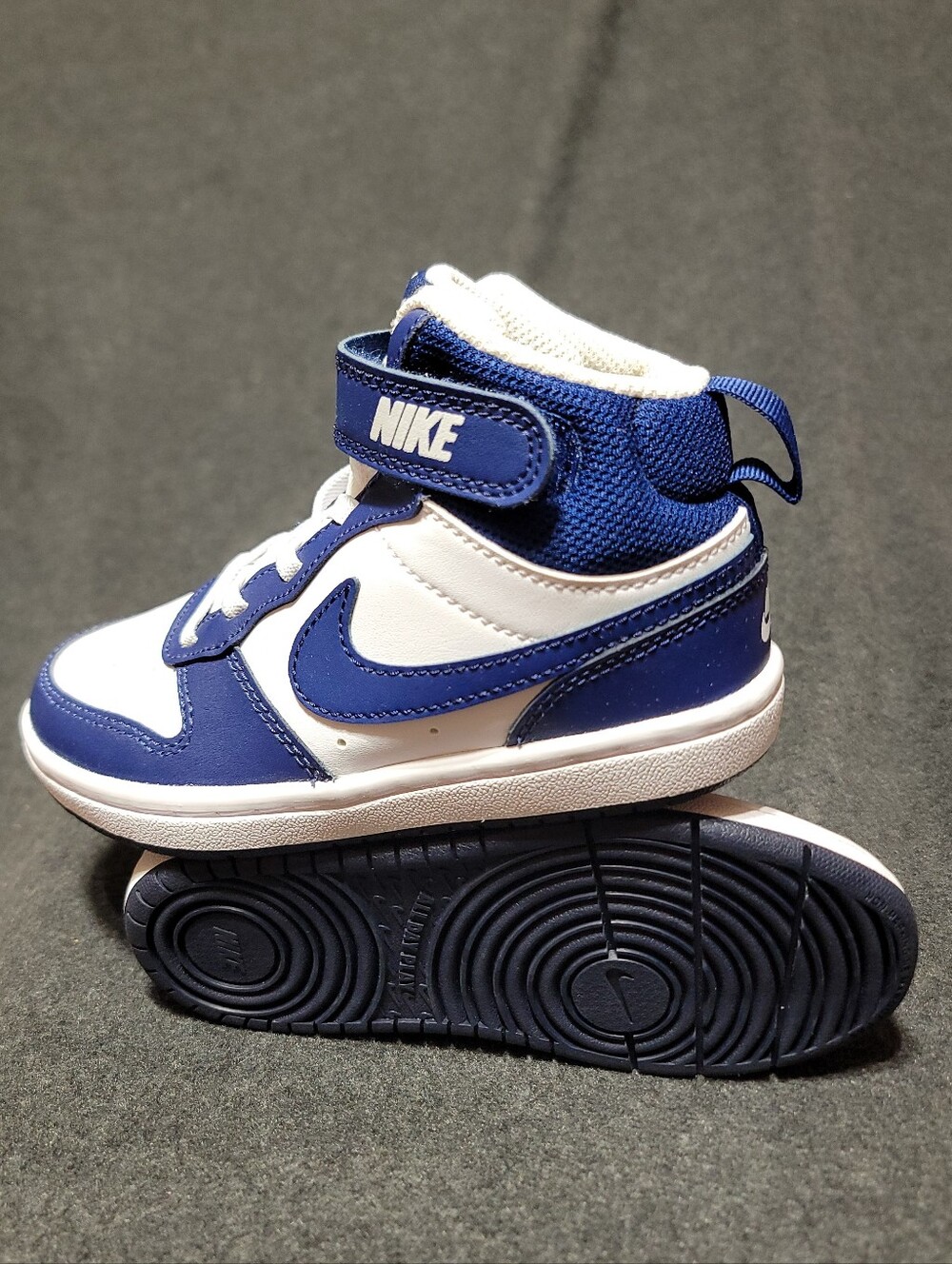 Nike Court Borough Mid 2